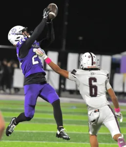 Huskies shut out Gettysburg, finish regular season with a 16-0 win